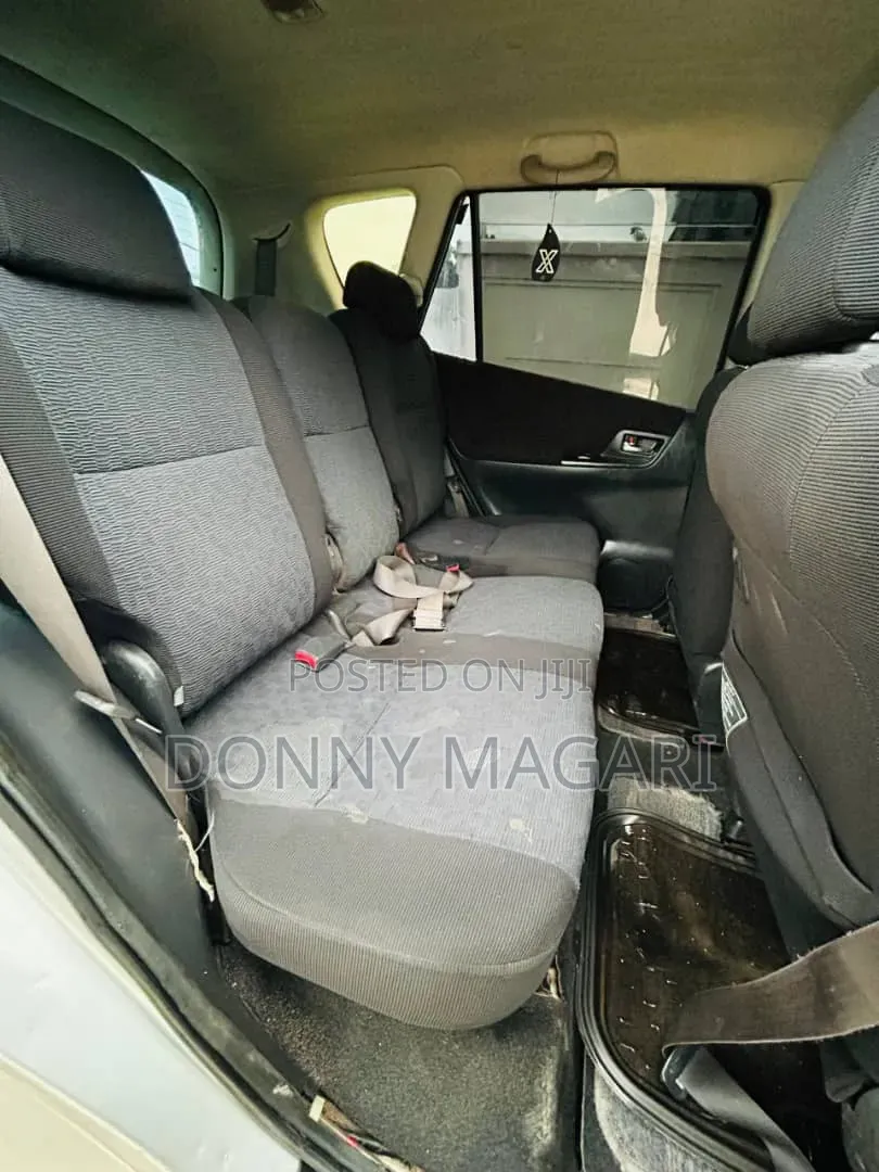 Toyota Corolla Spacio 2006 Silver
