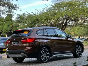 BMW X1 xDrive28i AWD 2016 Brown