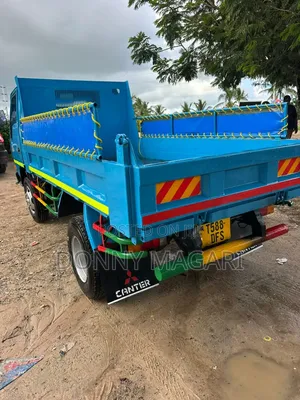 Mitsubishi Canter Tipper