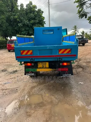Mitsubishi Canter Tipper
