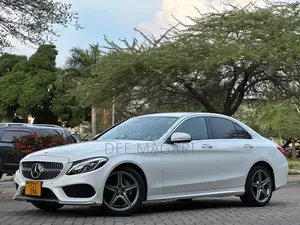 Mercedes-Benz C200 2014 White