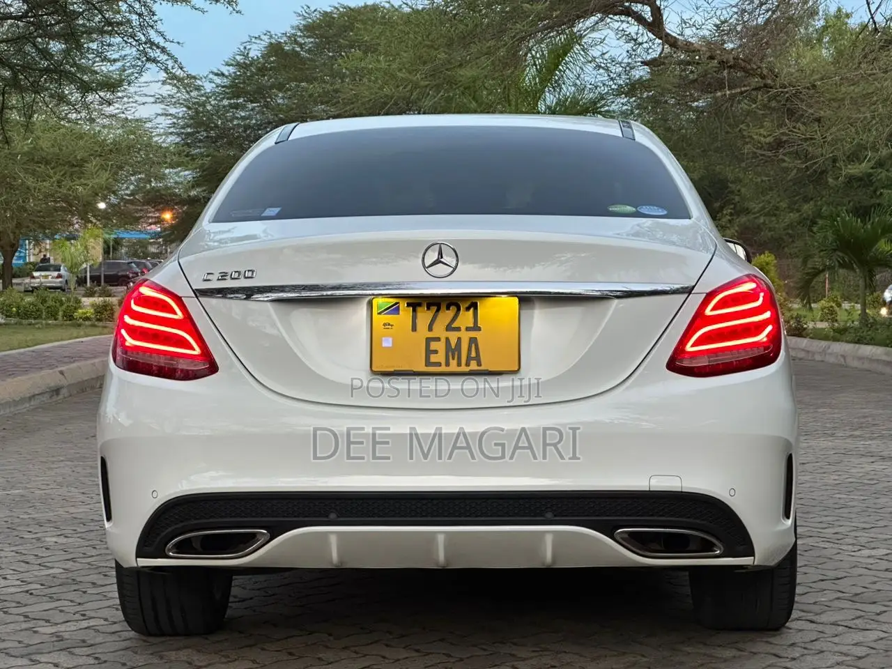 Mercedes-Benz C200 2014 White