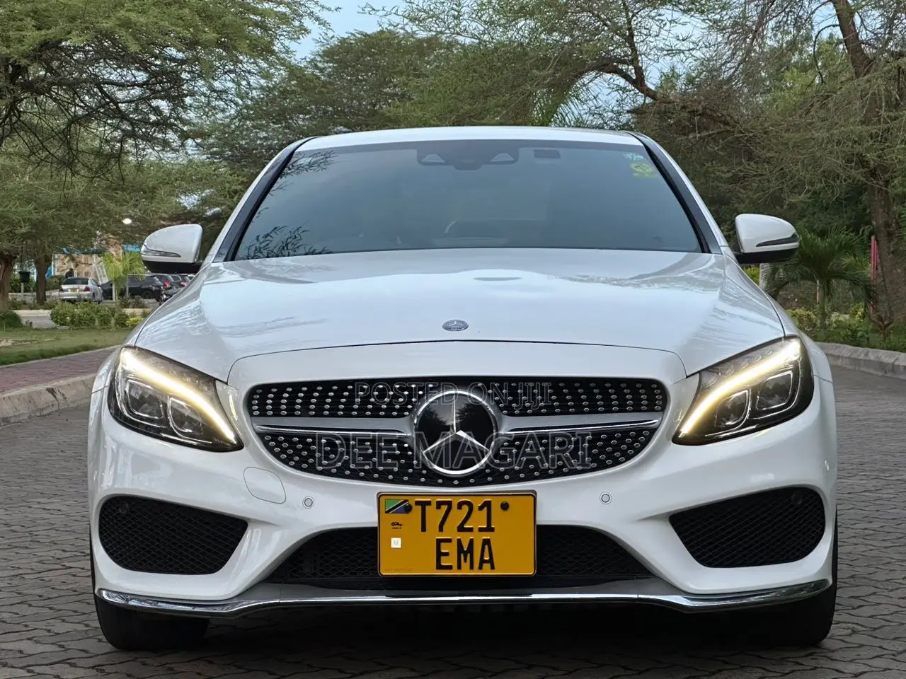 Mercedes-Benz C200 2014 White