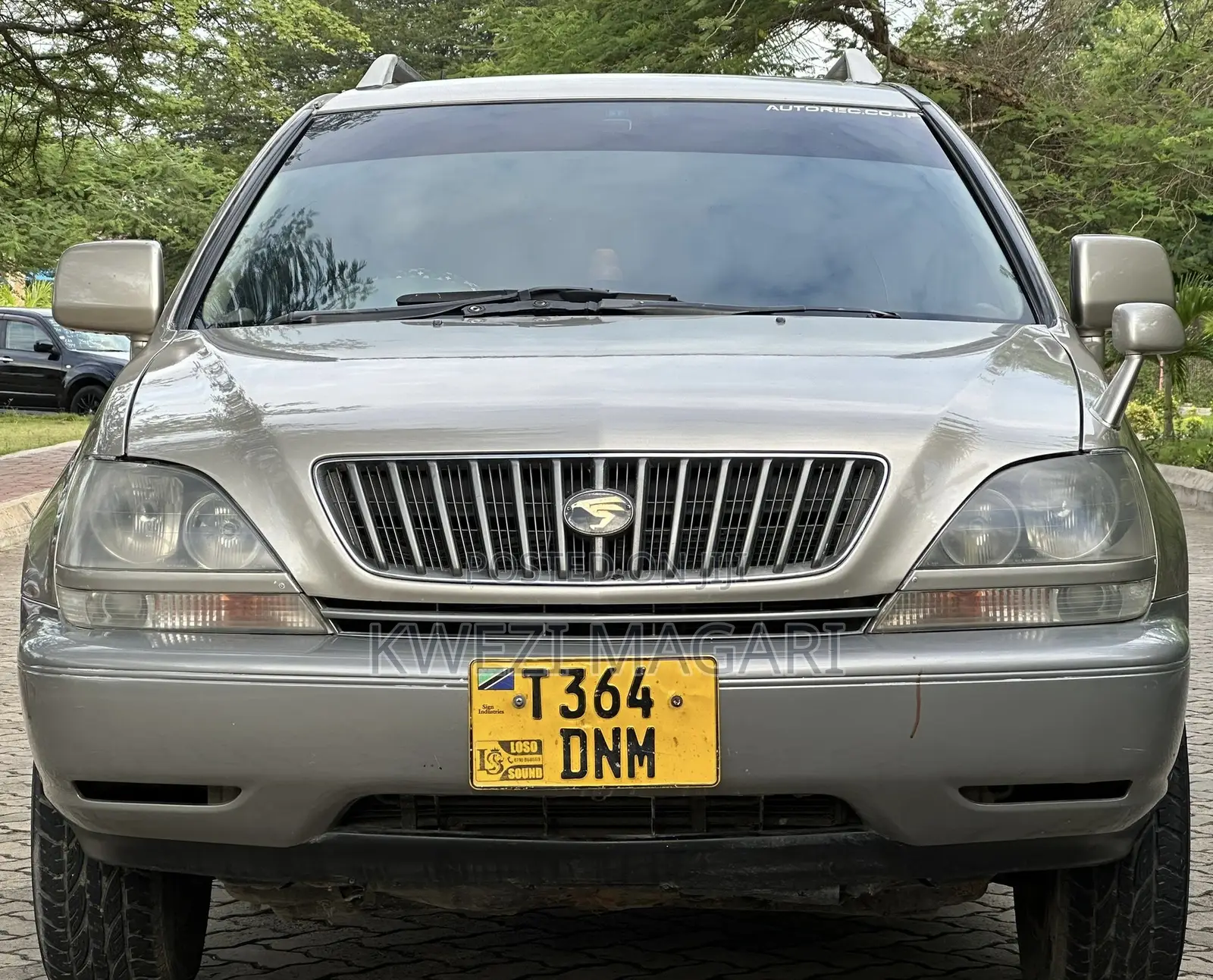 Toyota Harrier 2001 Silver