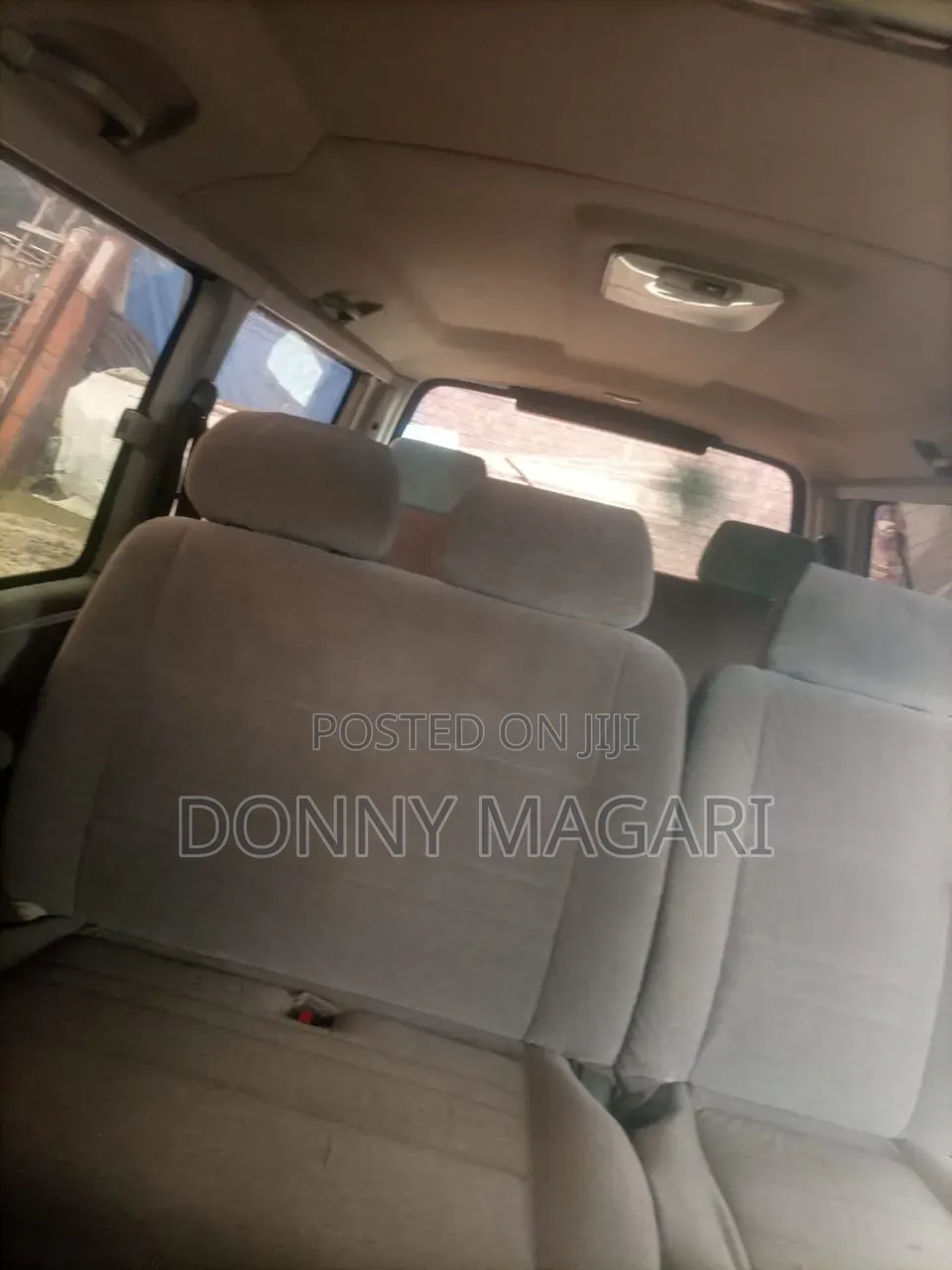 Toyota HiAce 2006 White