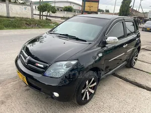 Toyota IST 2005 Black