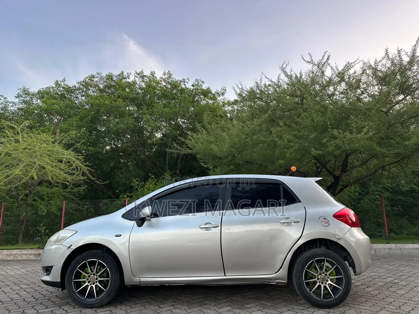 Toyota Auris 2008 Silver