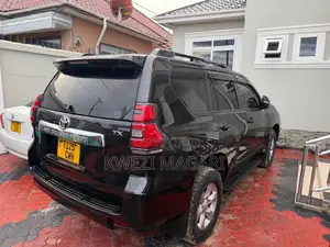 Toyota Land Cruiser Prado 2019 Black