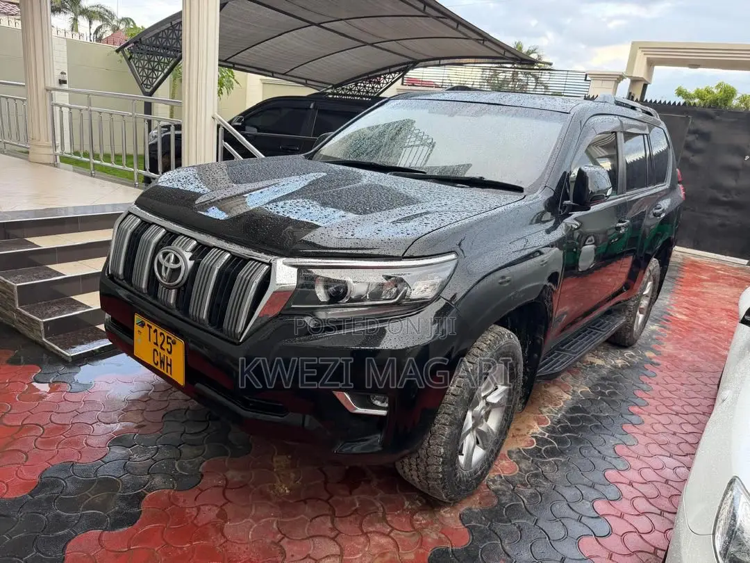 Toyota Land Cruiser Prado 2019 Black