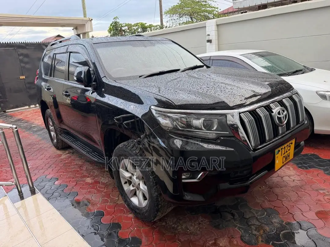Toyota Land Cruiser Prado 2019 Black