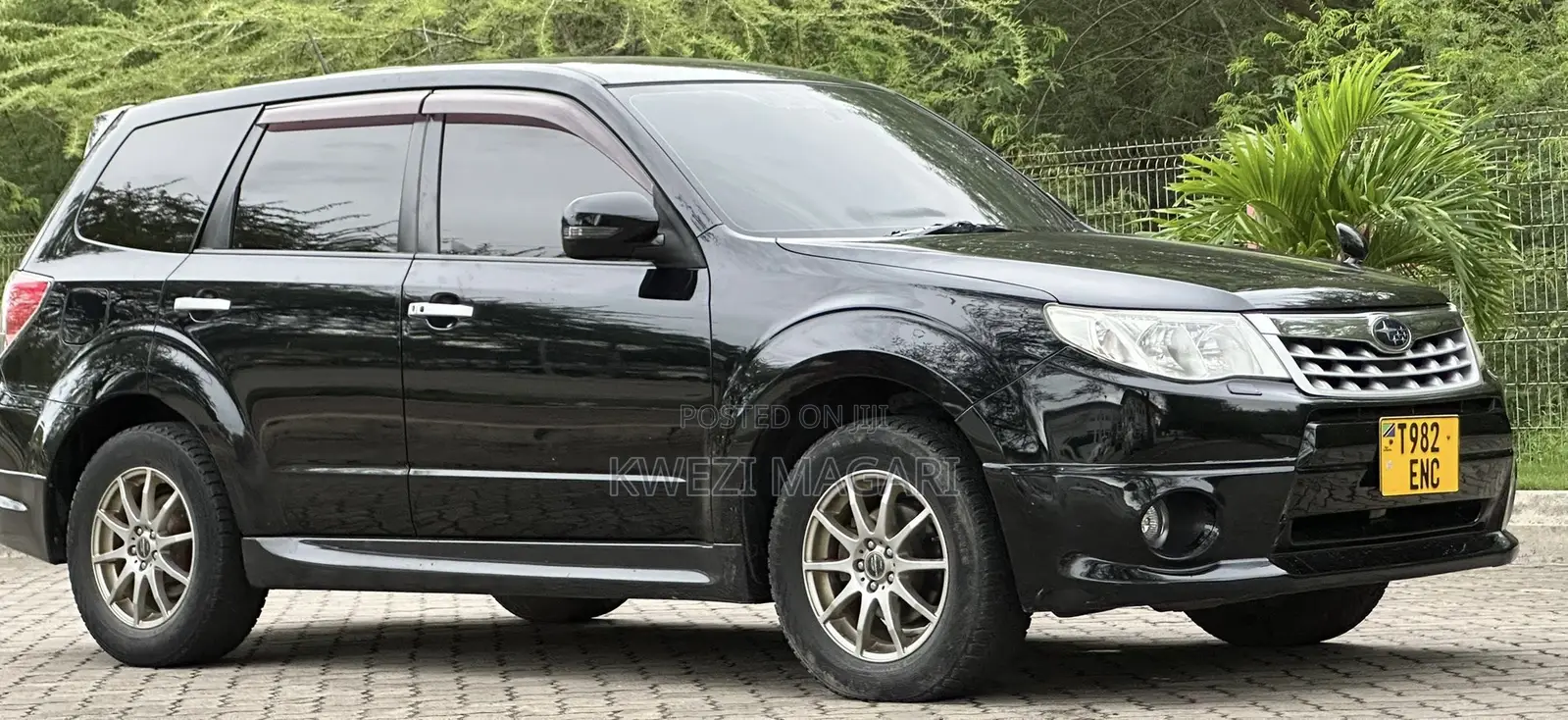 Subaru Forester 2011 Black