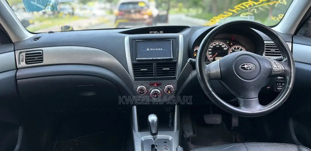 Subaru Forester 2010 Black