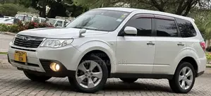 Subaru Forester 2010 Pearl