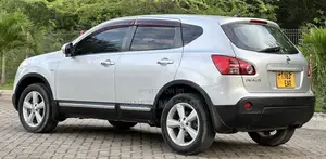 Nissan Dualis 2011 Silver