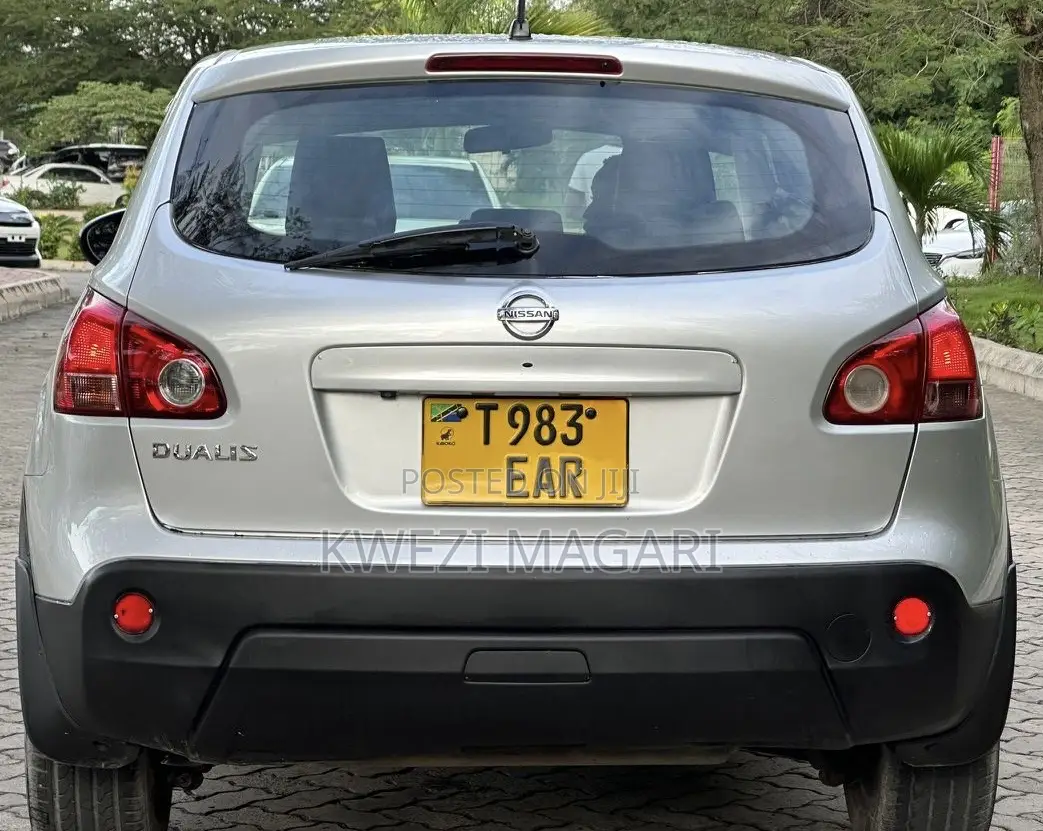 Nissan Dualis 2011 Silver