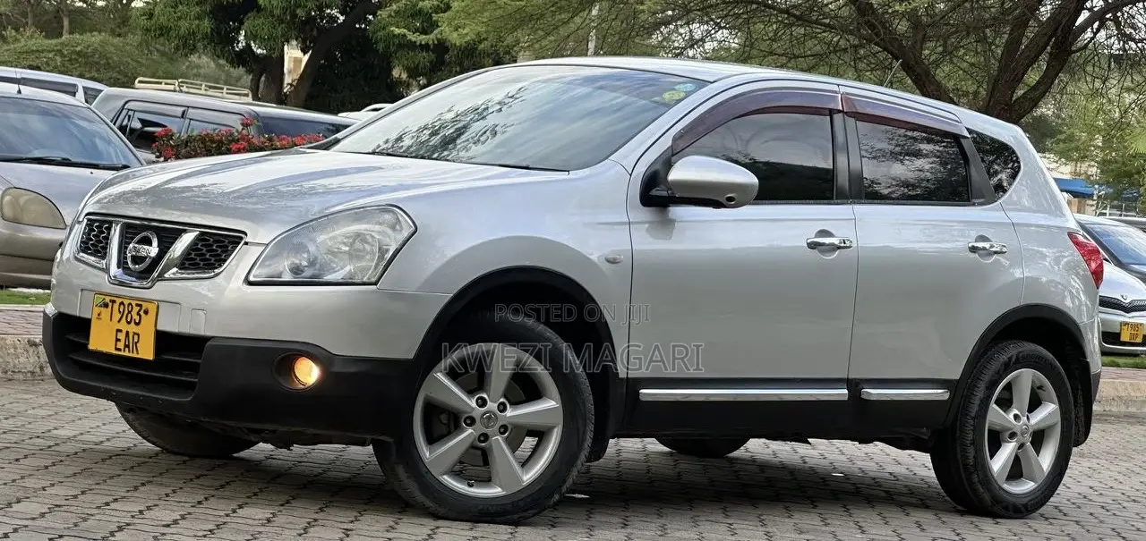 Nissan Dualis 2011 Silver