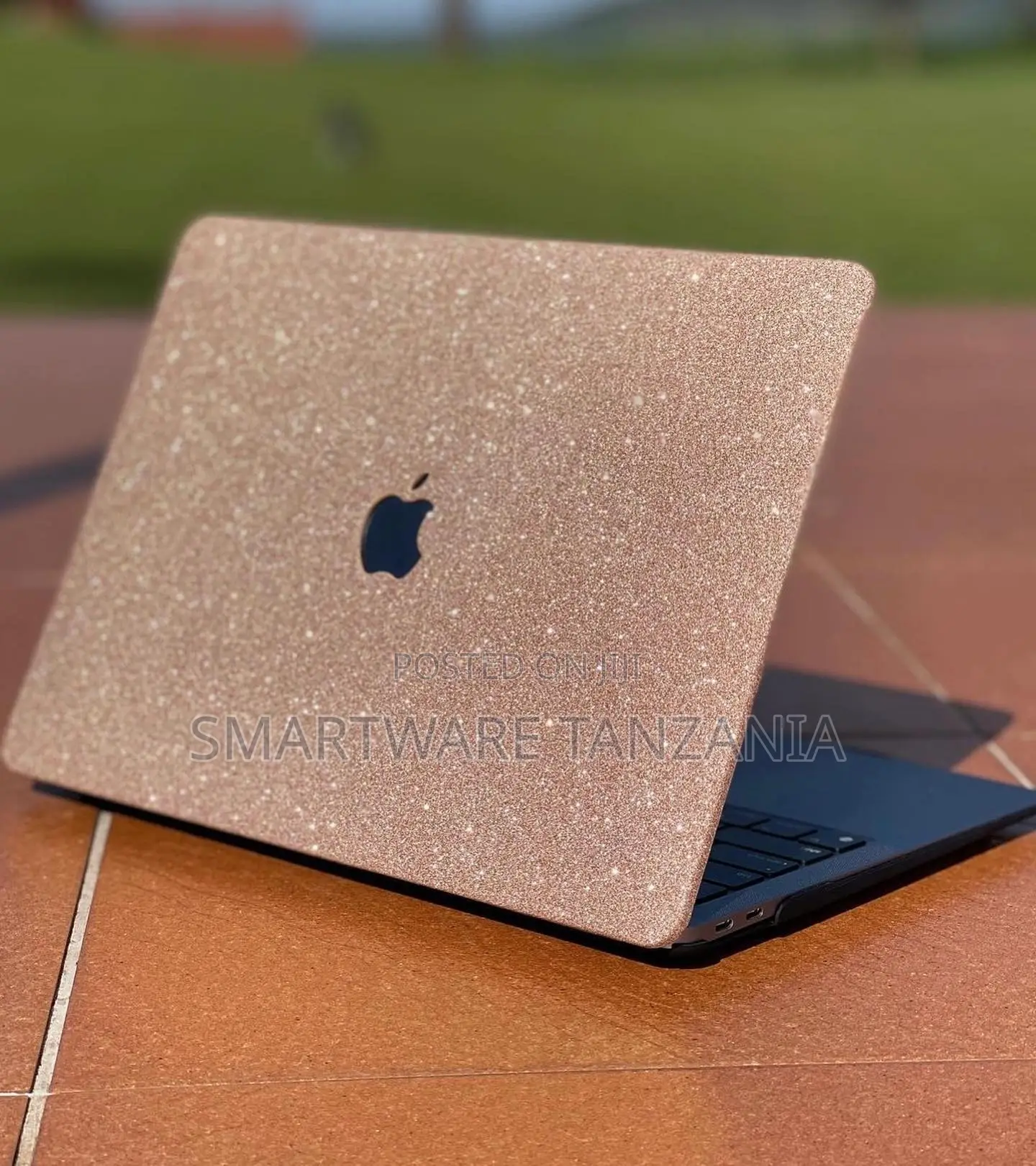 Macbook Hard Case Rose Gold Glitter Open Lid Style Shot