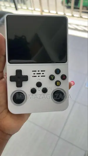 R36s Handheld Game Console 3.5inch