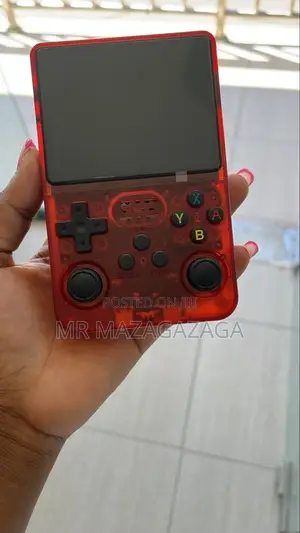 R36s Handheld Game Console 3.5inch