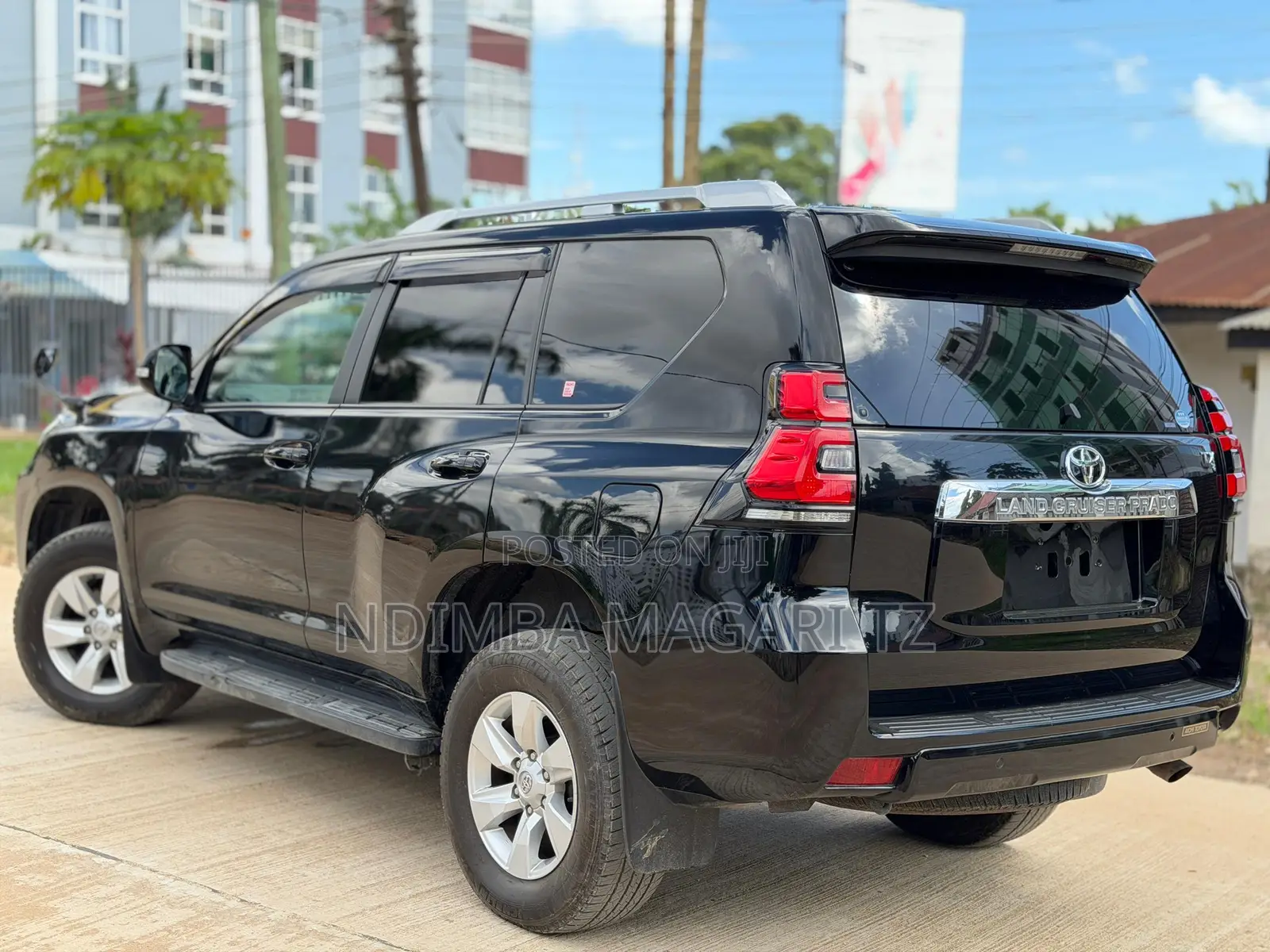 Toyota Land Cruiser Prado 2.7 2019 Black