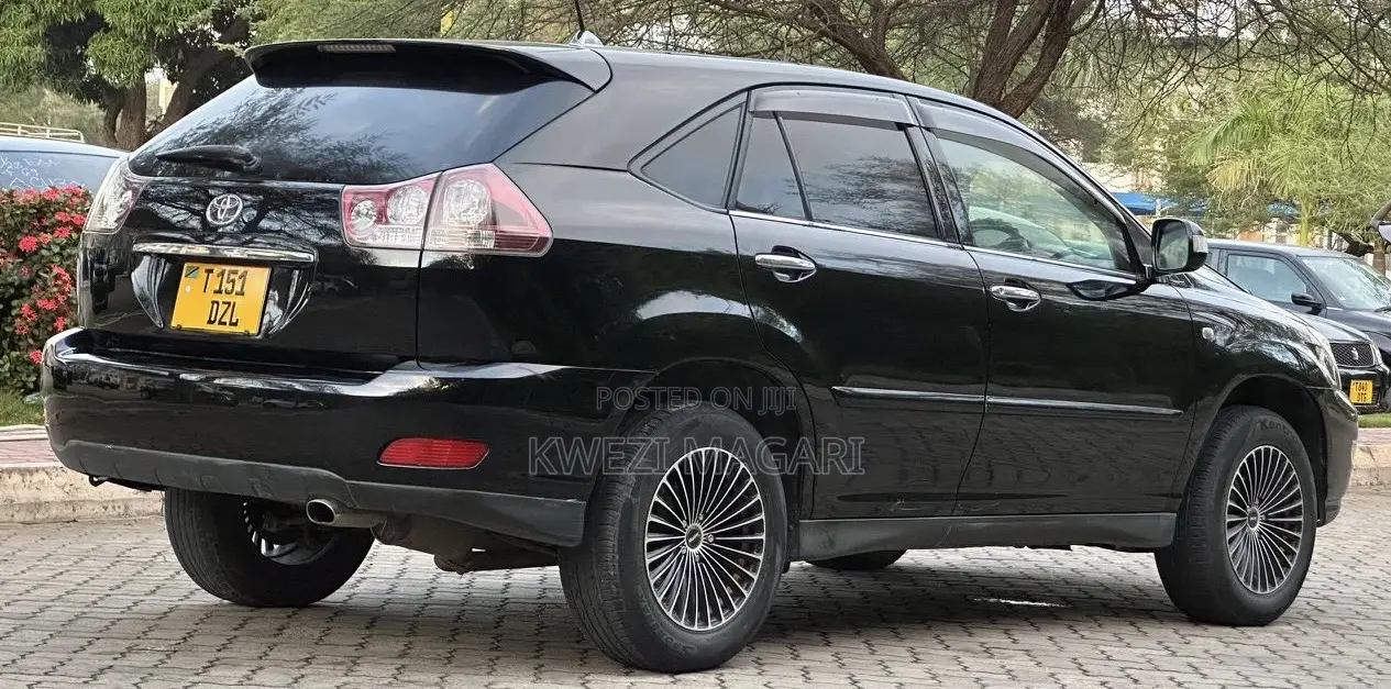 Toyota Harrier 2006 Black