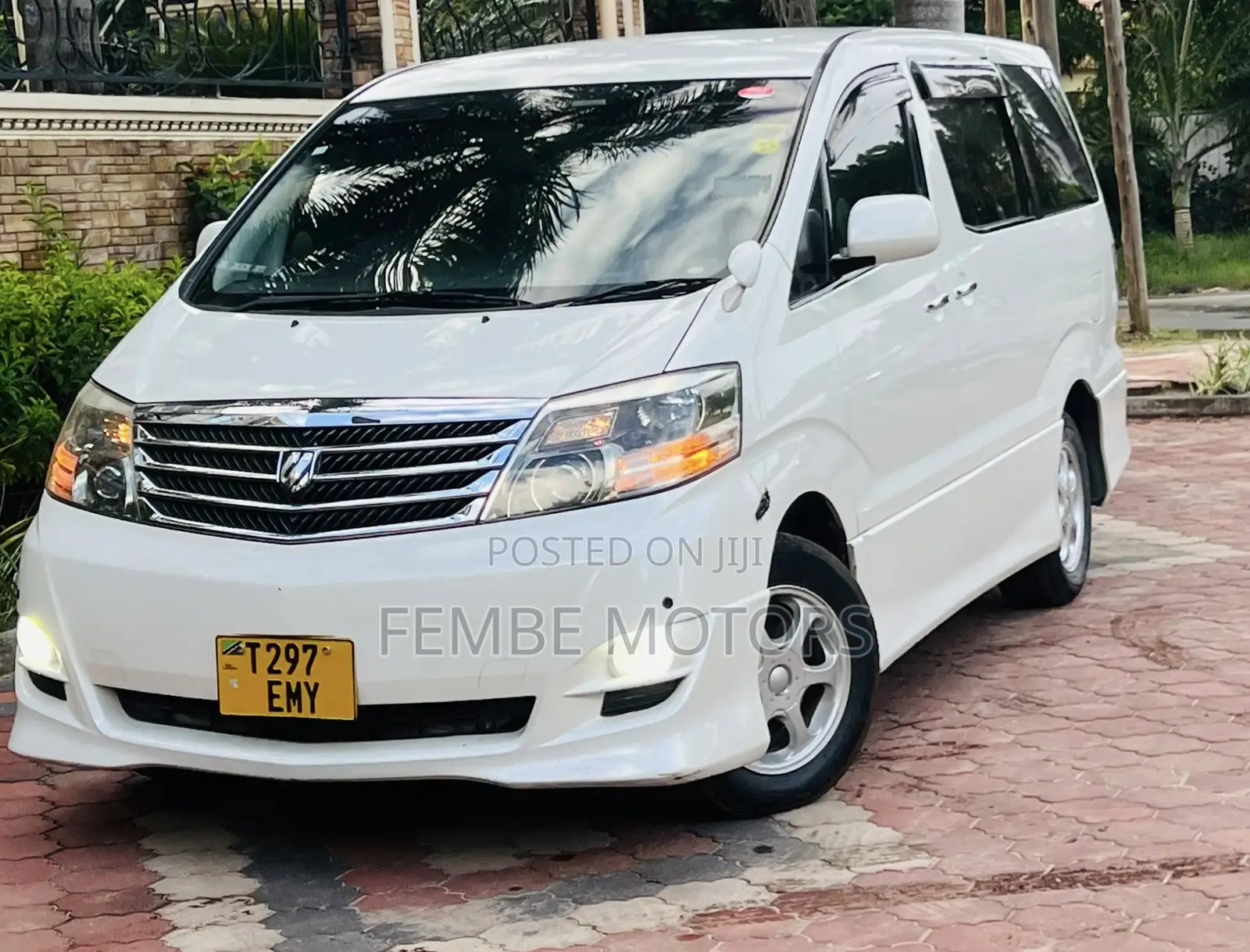 Toyota Alphard 2008 White