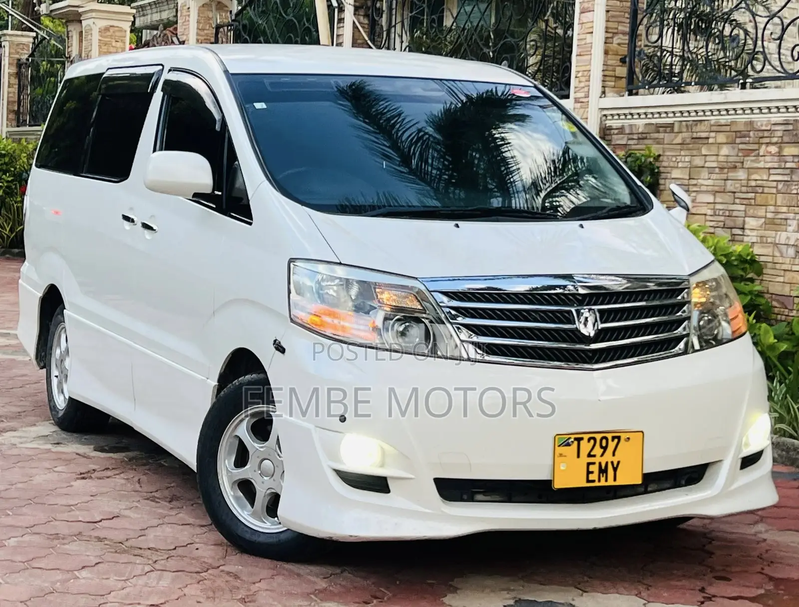 Toyota Alphard 2008 White