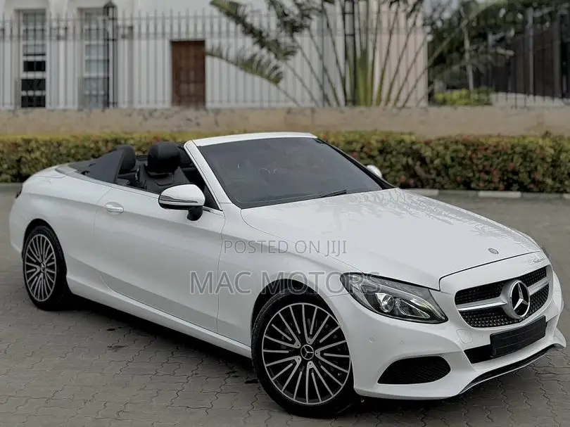 Mercedes-Benz C200 2015 Off white