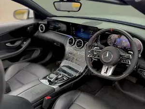 Mercedes-Benz C200 2015 Off white