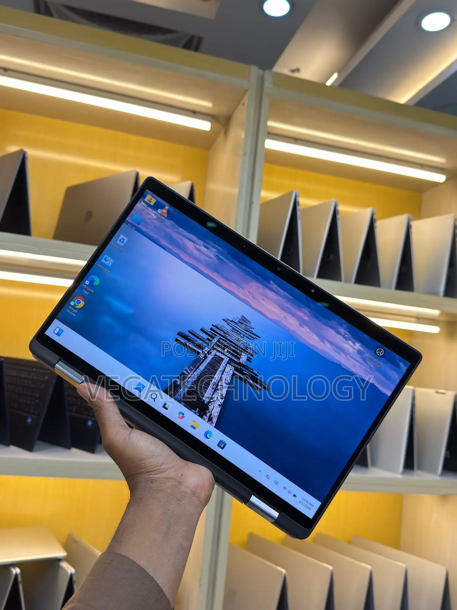 New Laptop Dell Latitude 7320 16GB Intel Core i7 SSD 256GB