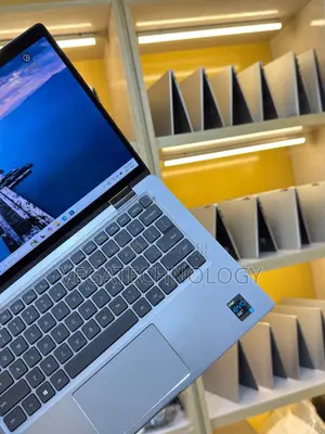 New Laptop Dell Latitude 7320 16GB Intel Core i7 SSD 256GB