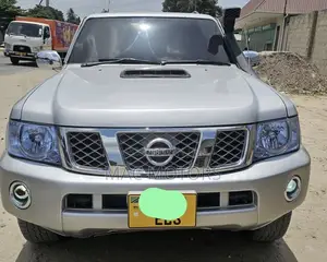 Nissan Patrol 2008 Silver