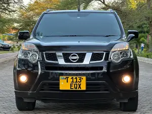Nissan X-Trail 2012 Black