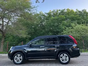 Nissan X-Trail 2012 Black
