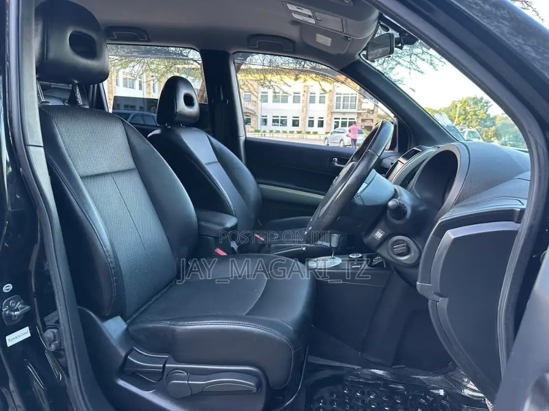 Nissan X-Trail 2012 Black