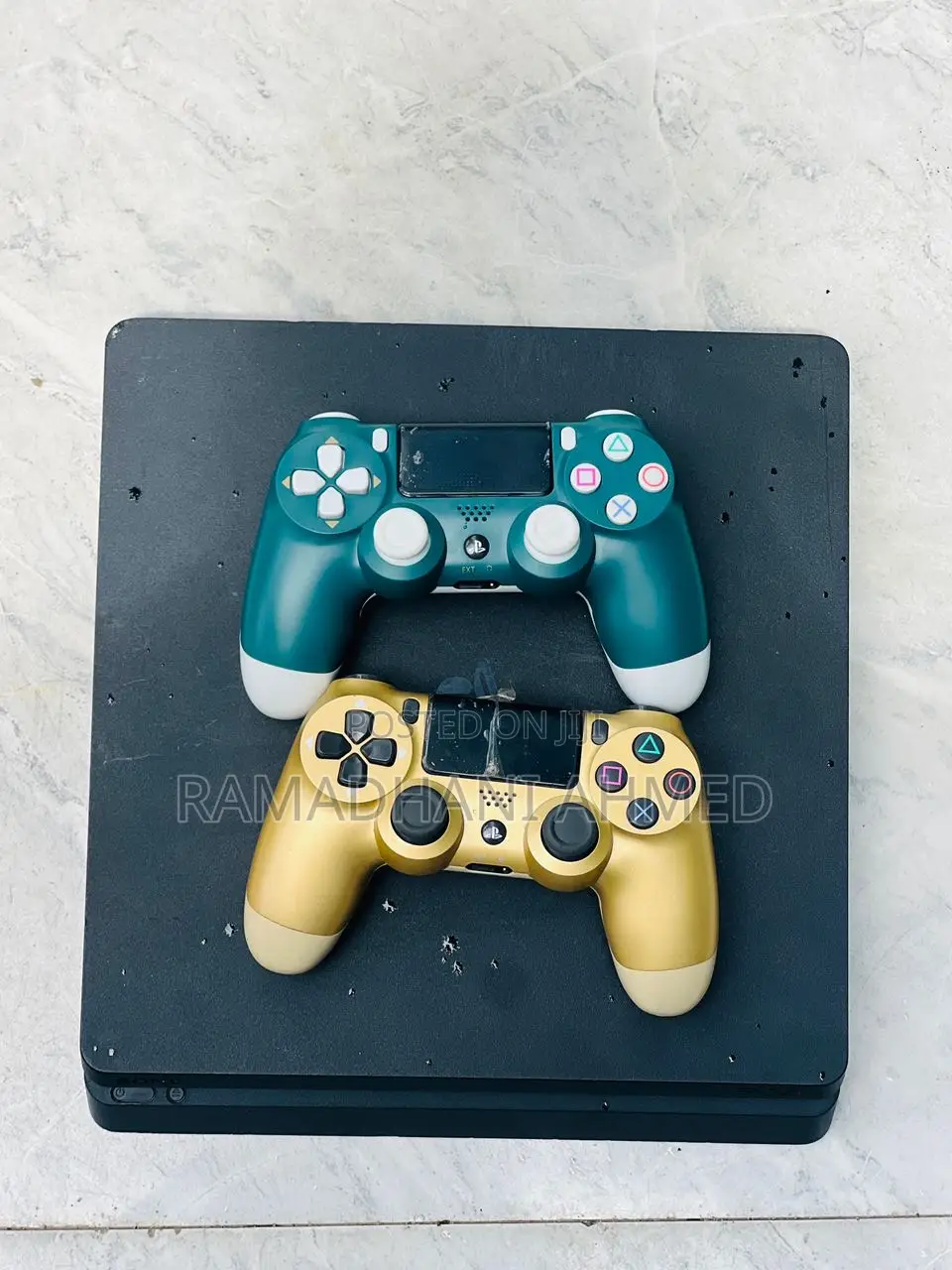 Ps4 Slim Golden