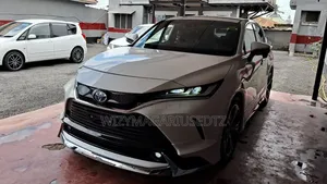 Toyota Harrier 2.0 2021 Ivory