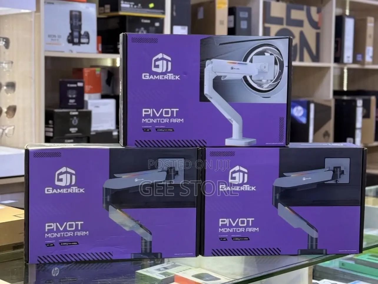 Gamer Tek Pivot Arm
