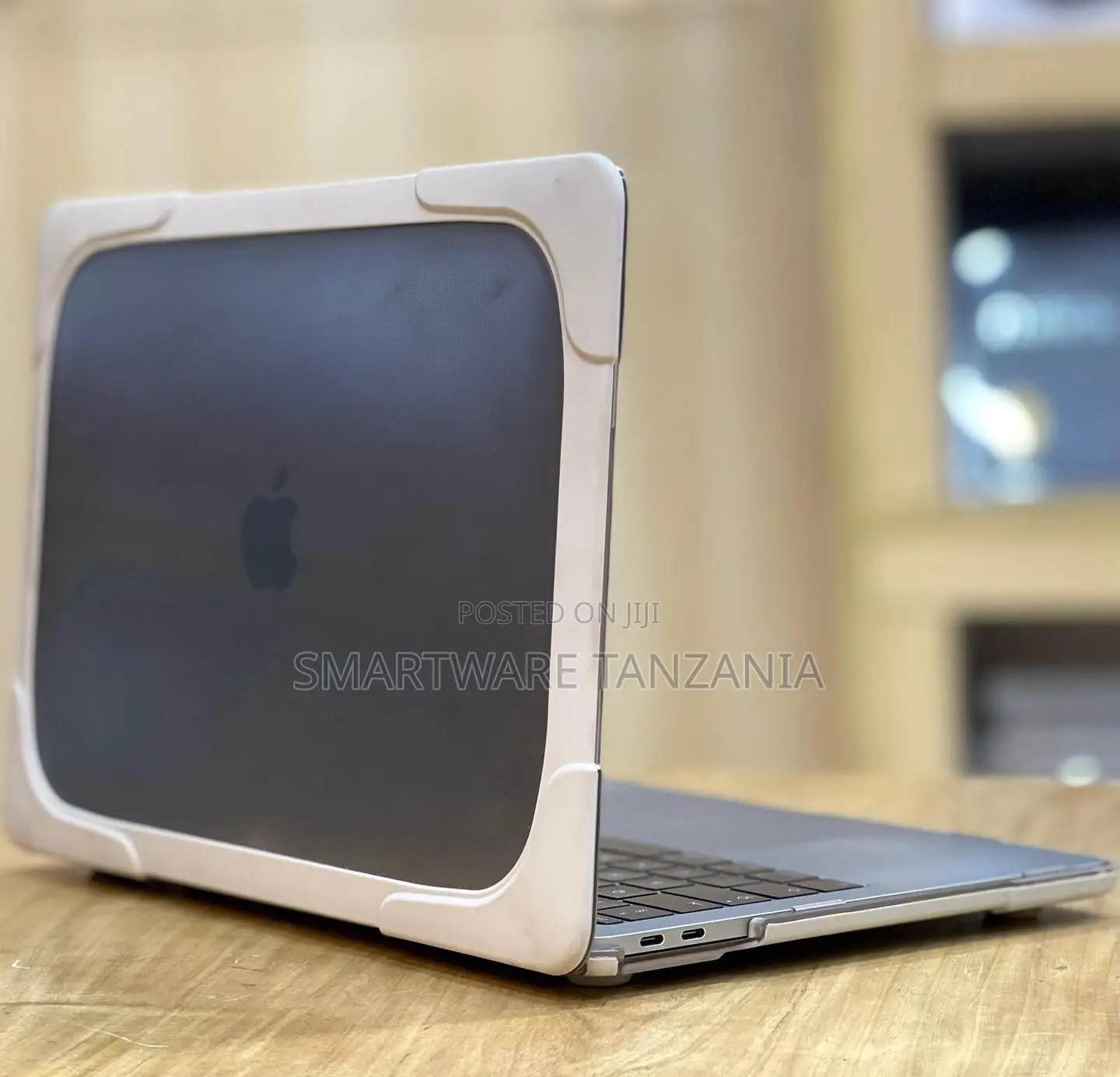 Macbook Silicone Bumper Case White Corner Guard Open Lid