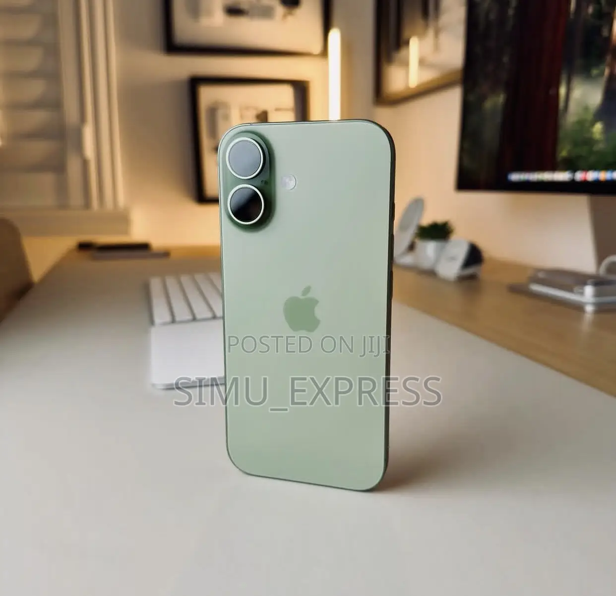 New Apple iPhone 17 256 GB Green