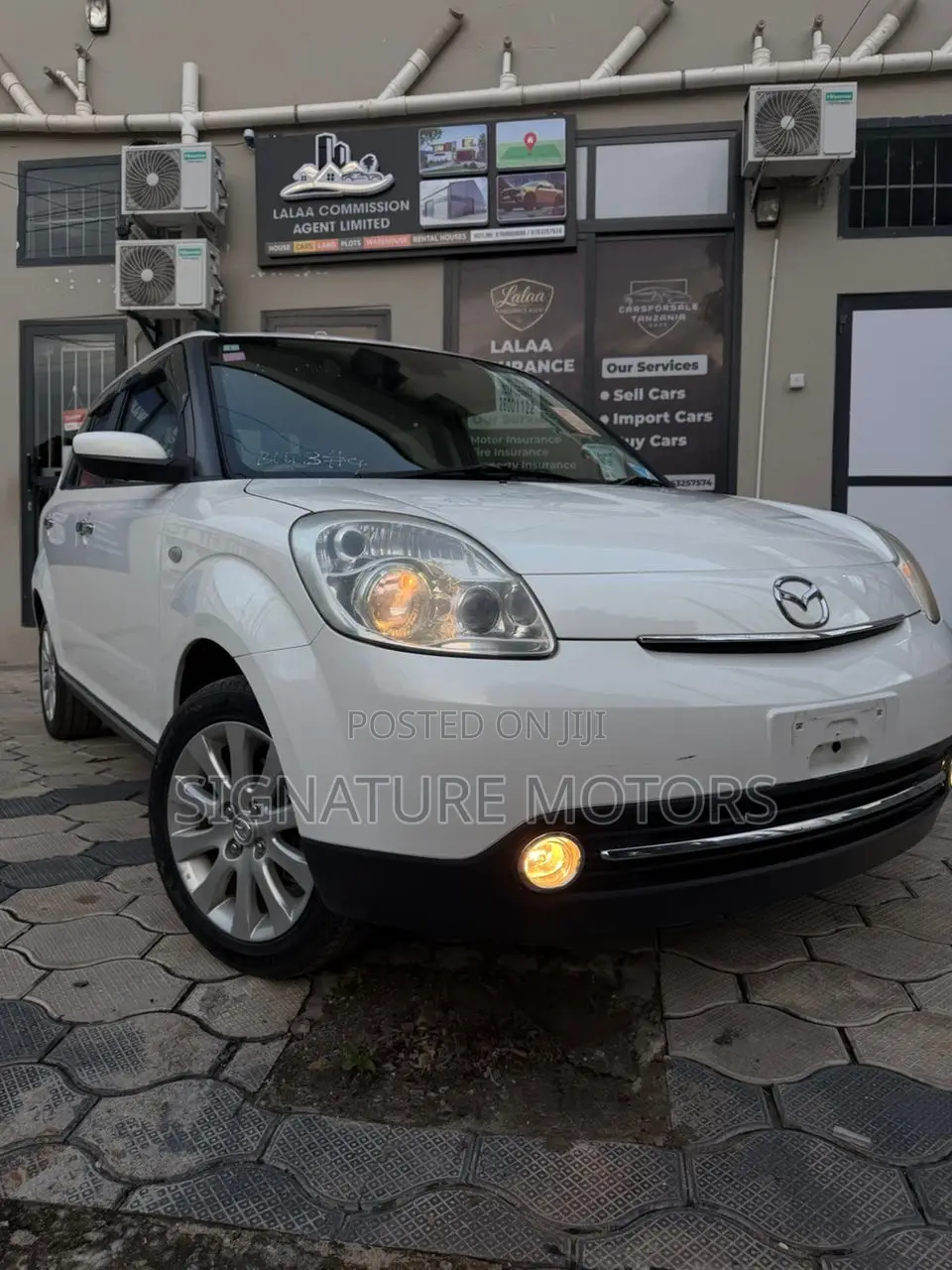 Mazda Verisa 2011 White