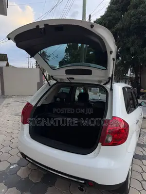 Mazda Verisa 2011 White