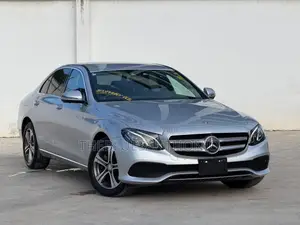 Mercedes-Benz E200 2017 Gray