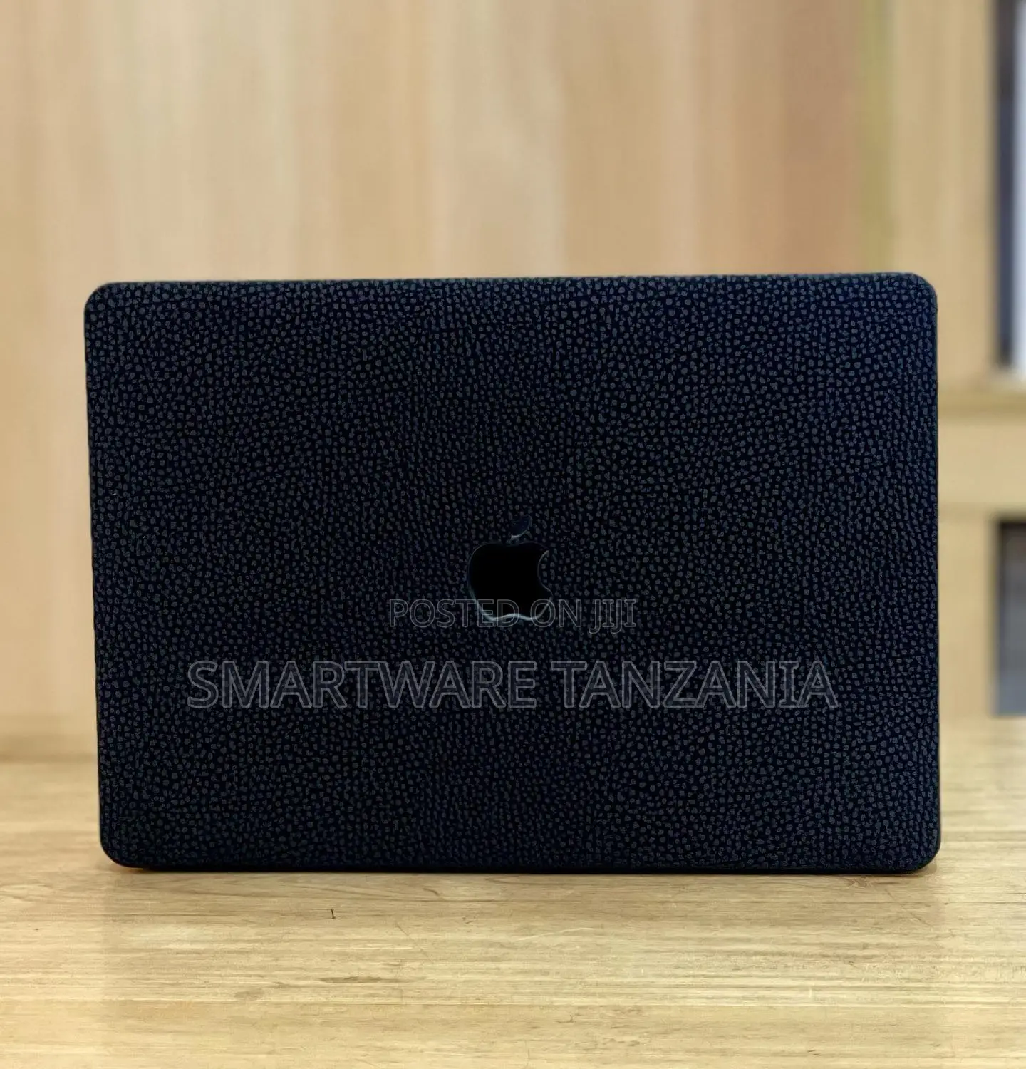 Macbook Hard Case Black Pebbled Grain Texture Matte Cover