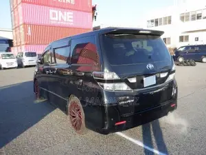 Toyota Vellfire 2010 Black