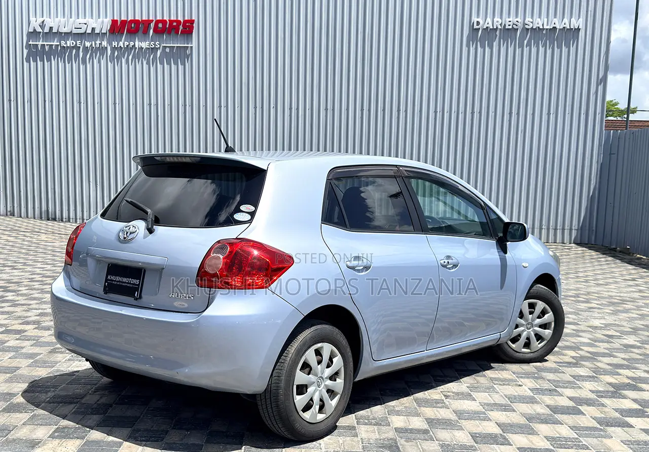Toyota Auris 2008 Silver