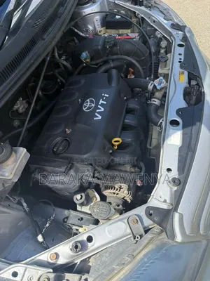 Toyota IST 2005 Silver