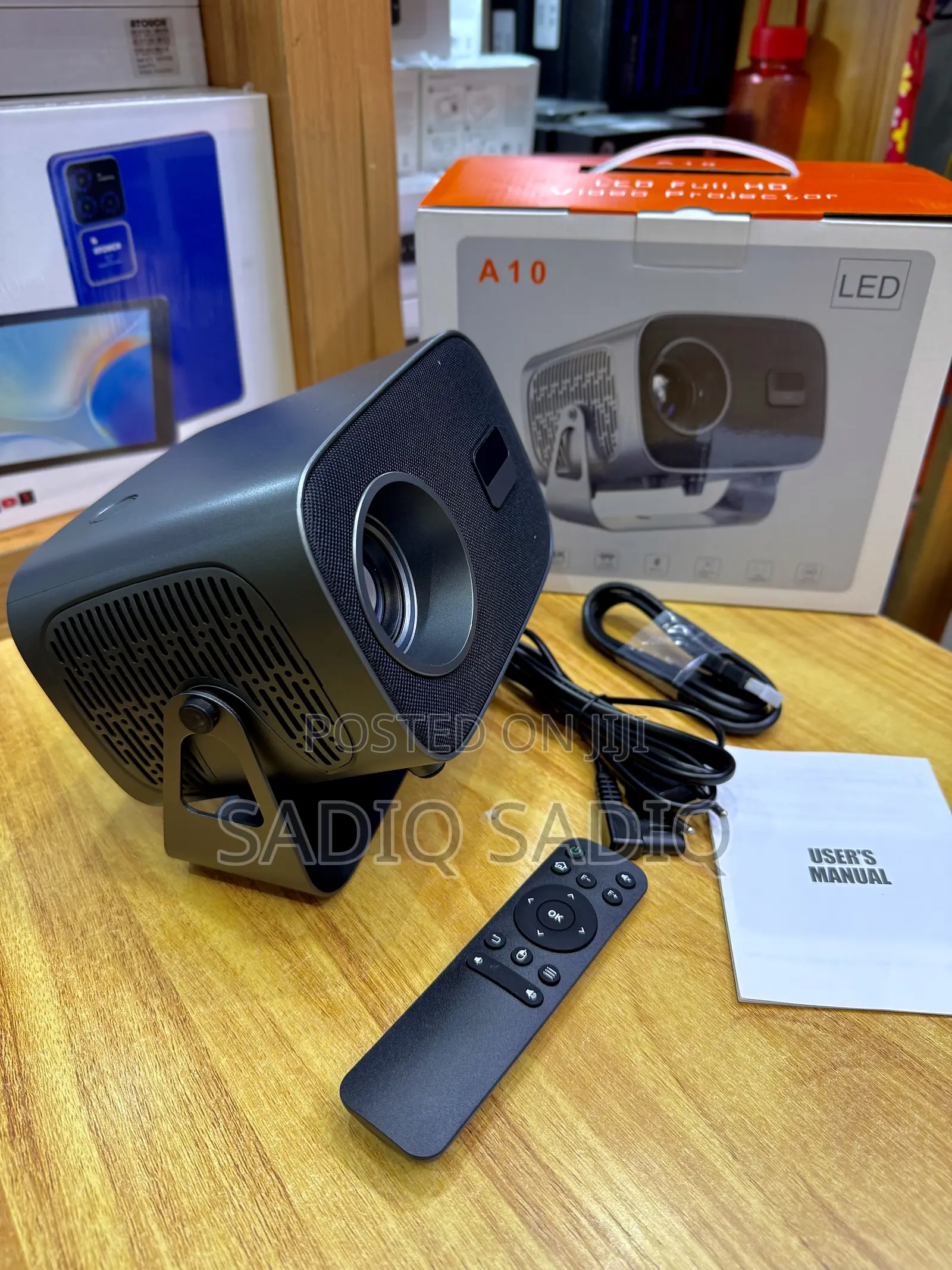 A10 Smart Projector