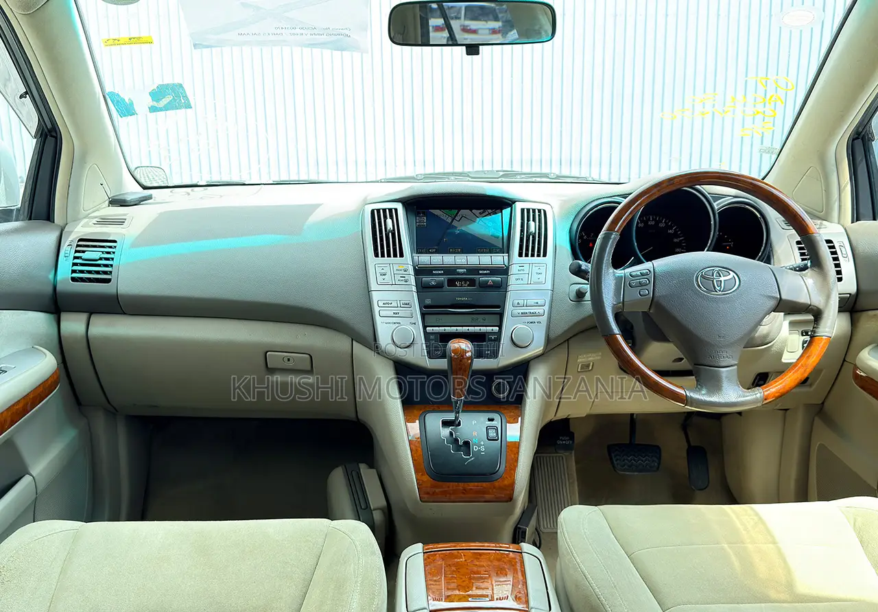 Toyota Harrier 2005 Silver