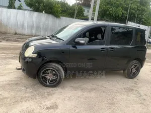 Toyota Sienta 1.5 AWD 2006 Black